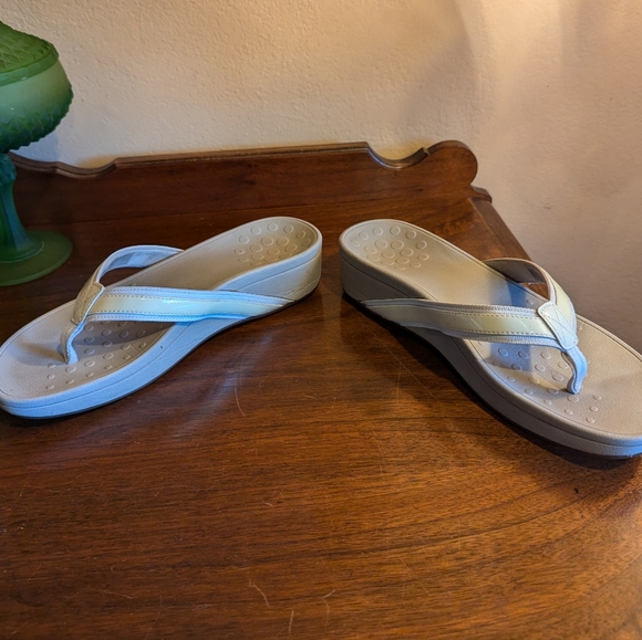 Vionic Tide II women's Flip flops Size 9 - Picture 6 of 9
